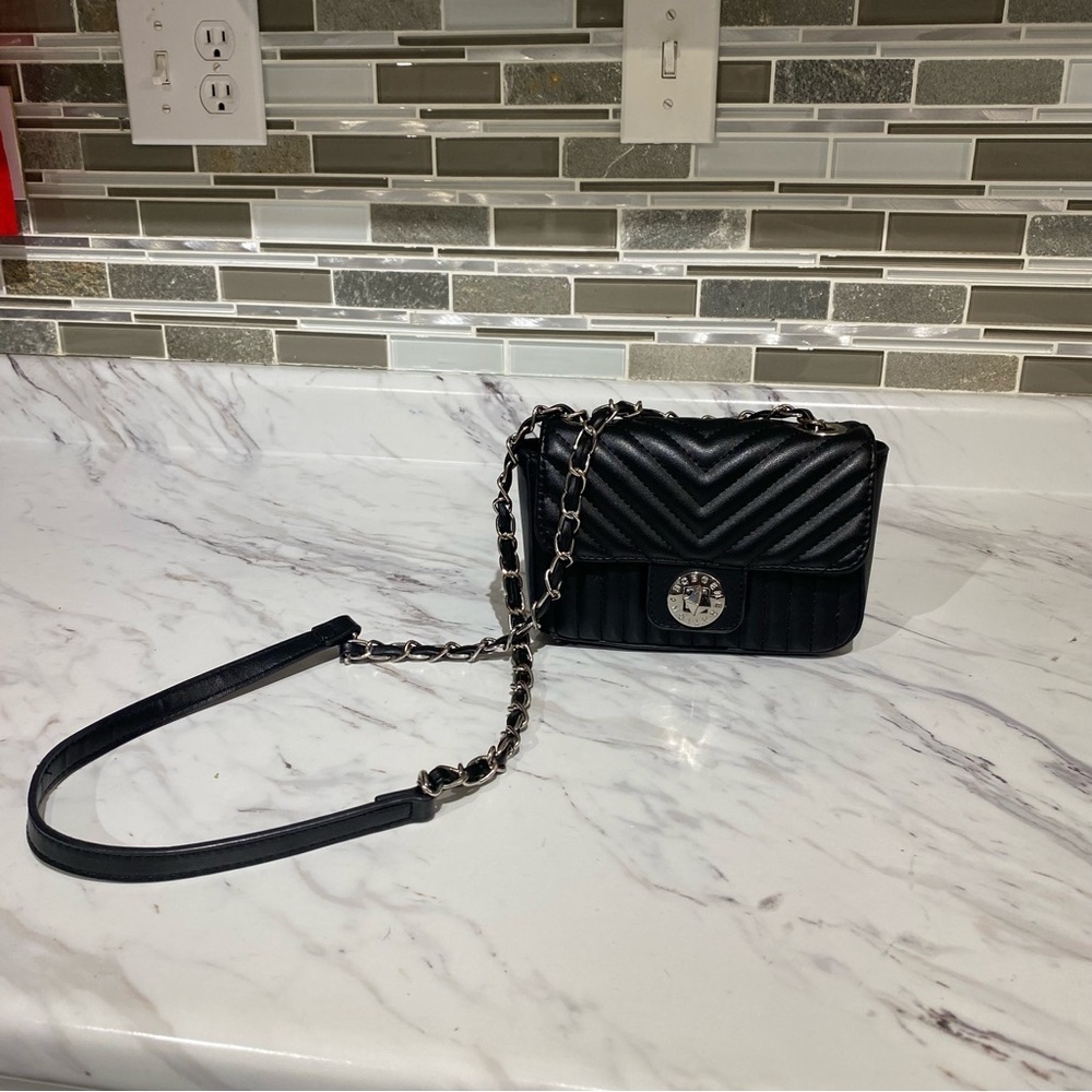 BCBG quilted bag on chain WOC wallet on chain
